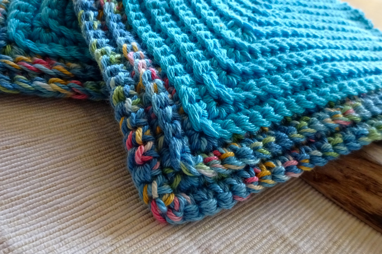 Topflappen "Retro-Rippenmuster" blau & multicolor, mehrfarbig