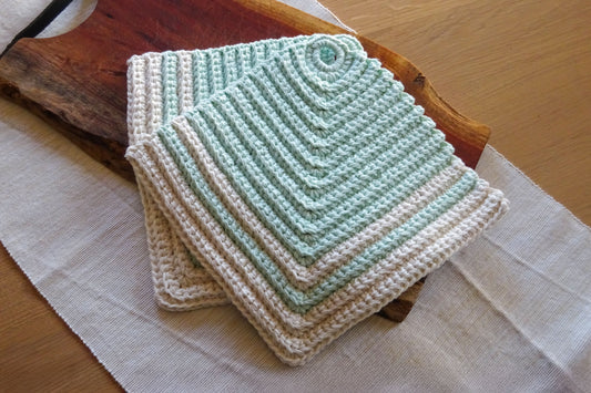 Topflappen "Retro-Rippenmuster" mintgrün & weiß, gestreift